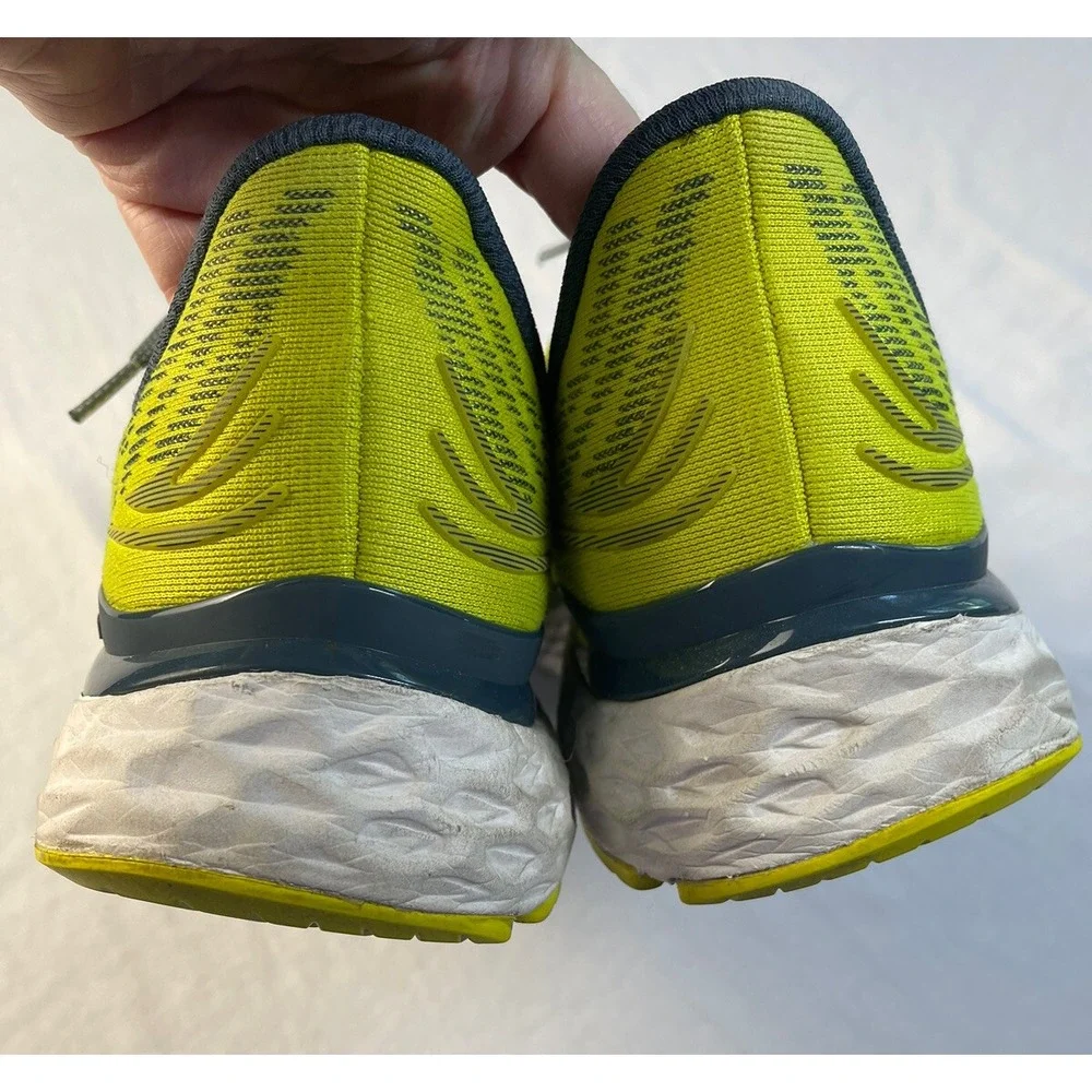 New Balance Men's Fresh Foam‎ 880v11  Size 14 Sulphur Yellow/Ocean Grey  M880Y11